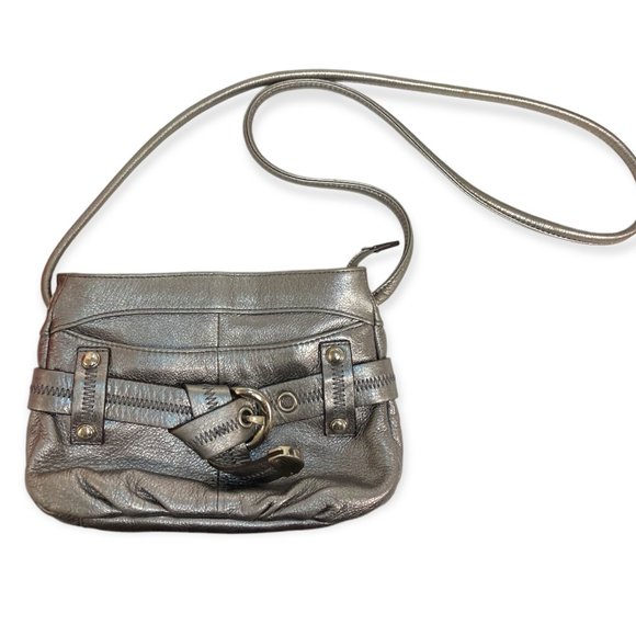 B MAKOWSKY Crossbody Purse ~ $139 Silver leather Leopard Lined - Picture 5 of 12